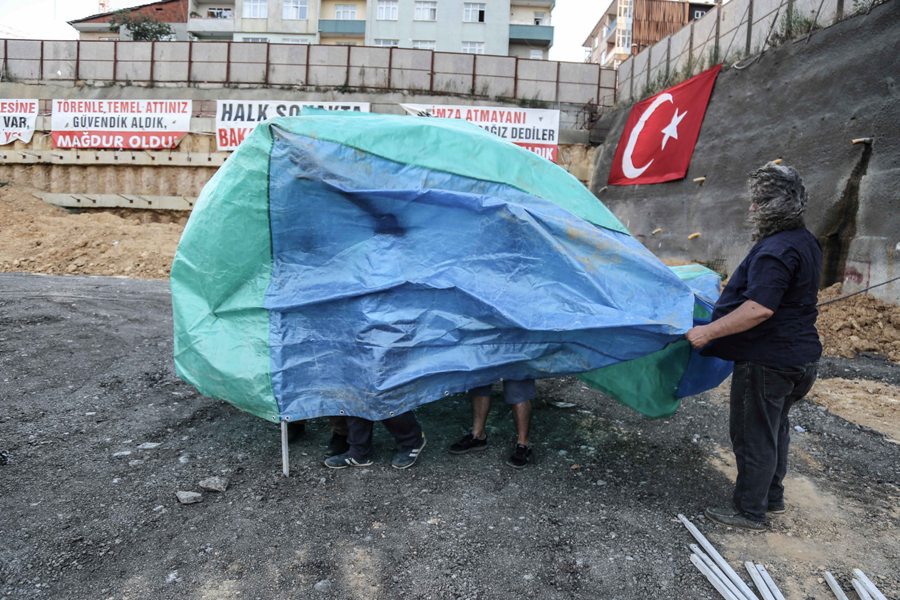 Ev Sahibiydiler, Sonra Kiracı, Şimdi De Çadırcı Oldular