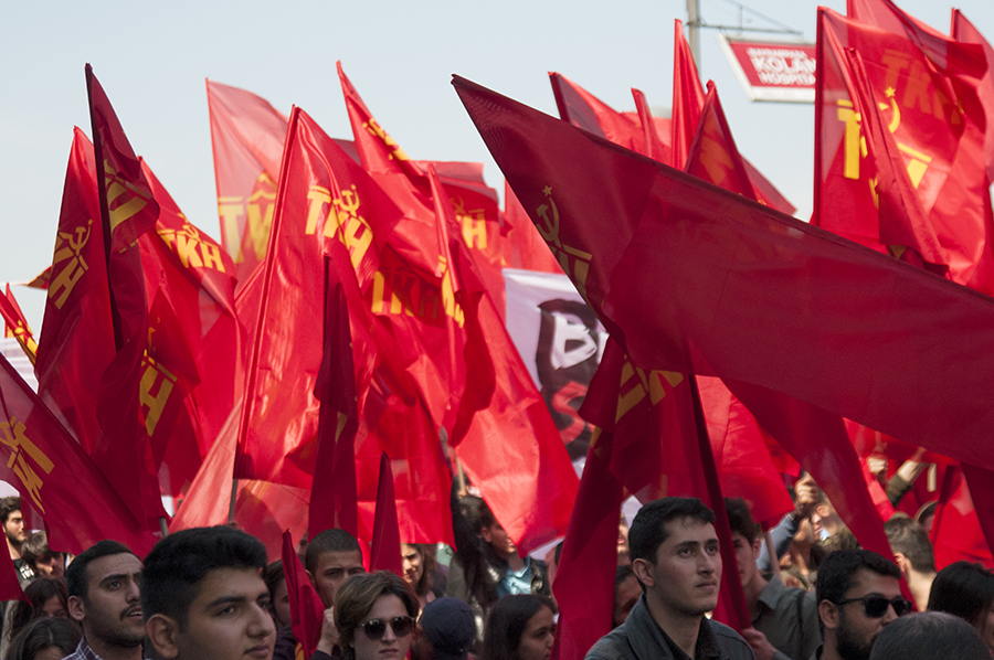 İSTANBUL'DA COŞKULU 1 MAYIS KUTLAMASI