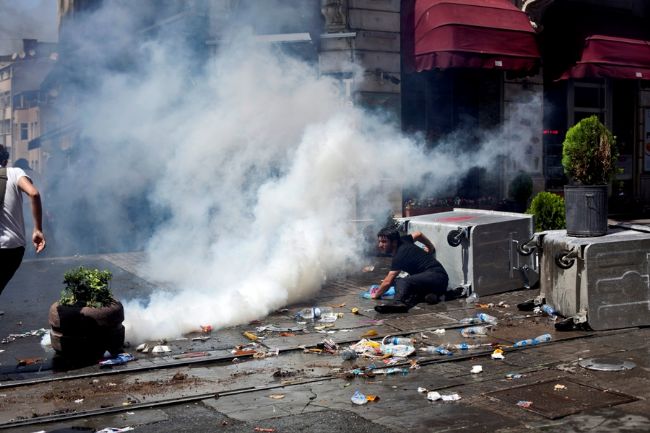 Fotoğraf: Yücel Tunca (31 Mayıs 2013-İstiklal Caddesi)