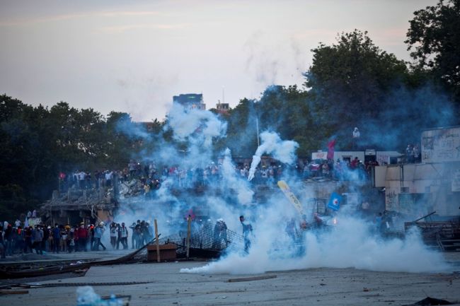 Fotoğraf: Yücel Tunca (11 Haziran 2013-Taksim)