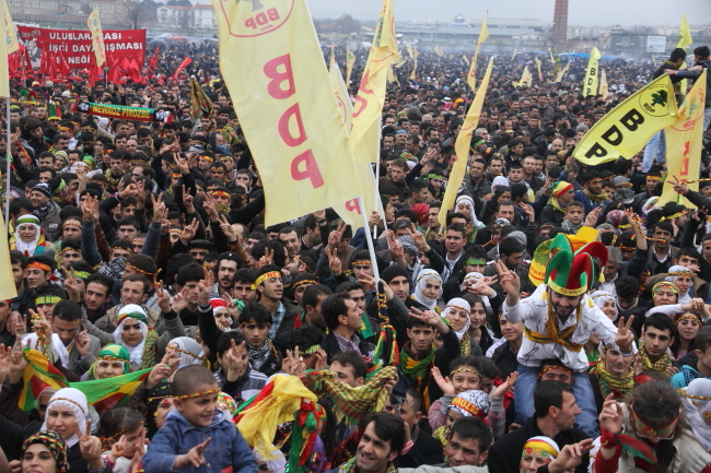 Kazlıçeşme'de Newroz Coşkusu