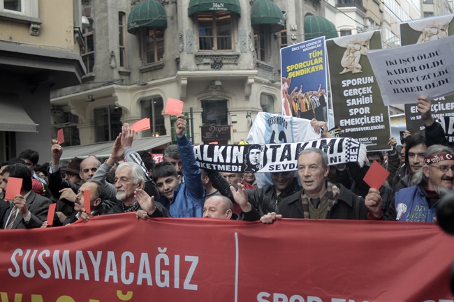 Yürüyüş Taksim Meydanı'ndan başlayıp Galatasaray Meydanı'nda basın açıklamasıyla son buldu.
