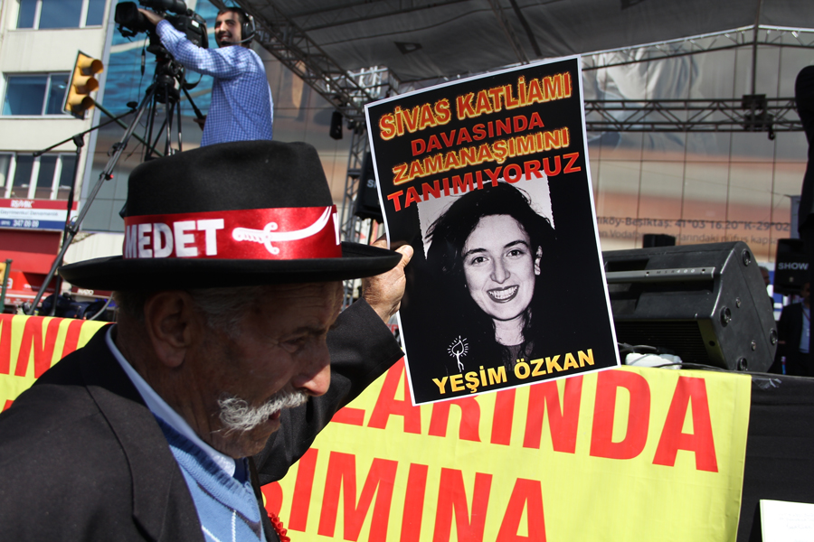 Miting için Gebze'den gelen Hacı Kızgın