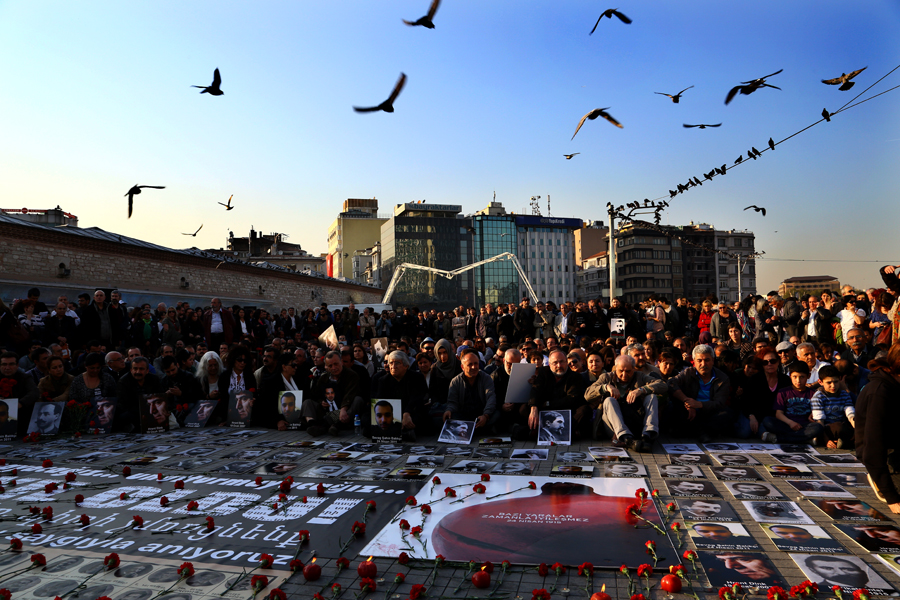 Taksim'de 1915 Ağıtları