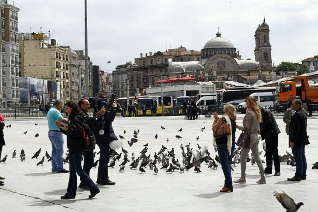 F: Özgür Çelik-Taksim 